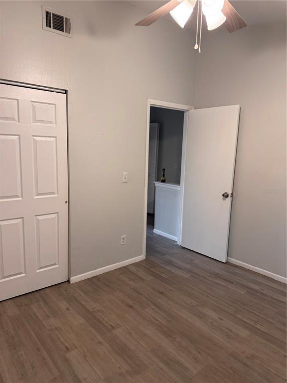 Building Photo - 1826 Foxhall Cir
