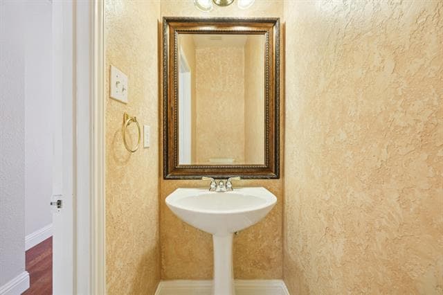 Building Photo - 10109 Morning Glory Ln