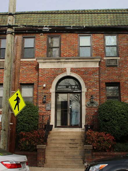 Building Photo - 3719 12th St NE