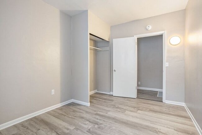 Building Photo - $849-Stylish 1-Bed/1-Bath Apartment with a...