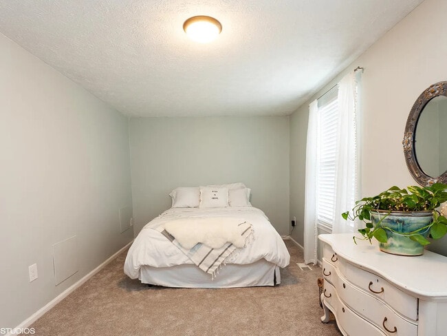 Building Photo - 9504 Quarry Bridge Ct