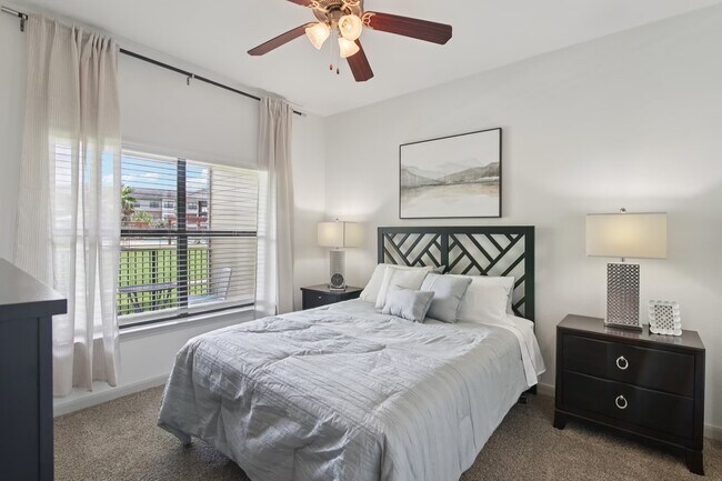 Building Photo - Lease Today & Save Up to $700 on Rent!