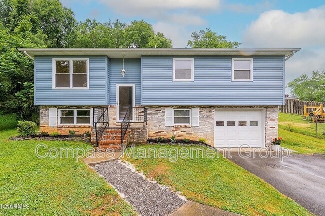 Primary Photo - 4320 Scarlett Ln SE