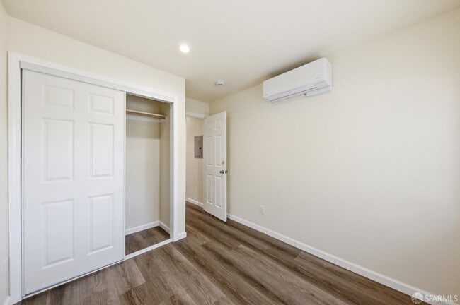 Building Photo - 1942 Peggy Dr