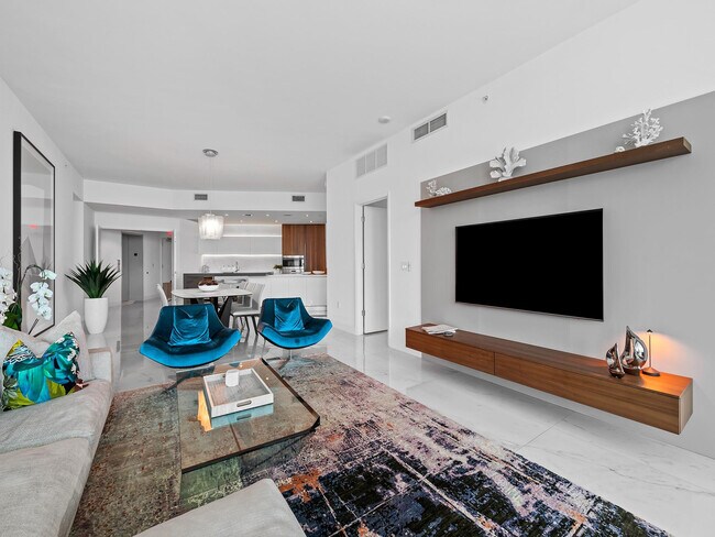 Building Photo - 701 N Fort Lauderdale Beach Blvd