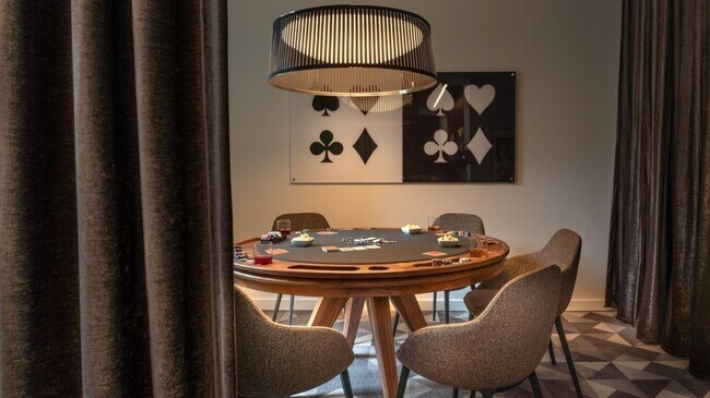 Building Photo - 1202 N 10th Pl