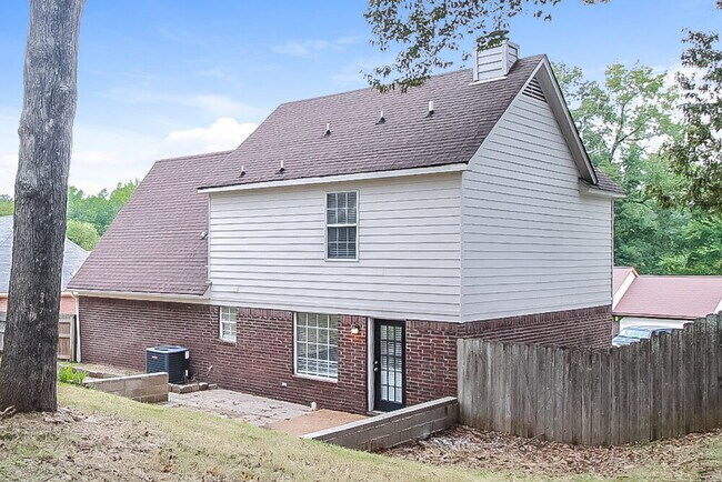 Building Photo - 5731 Riverhead Ave