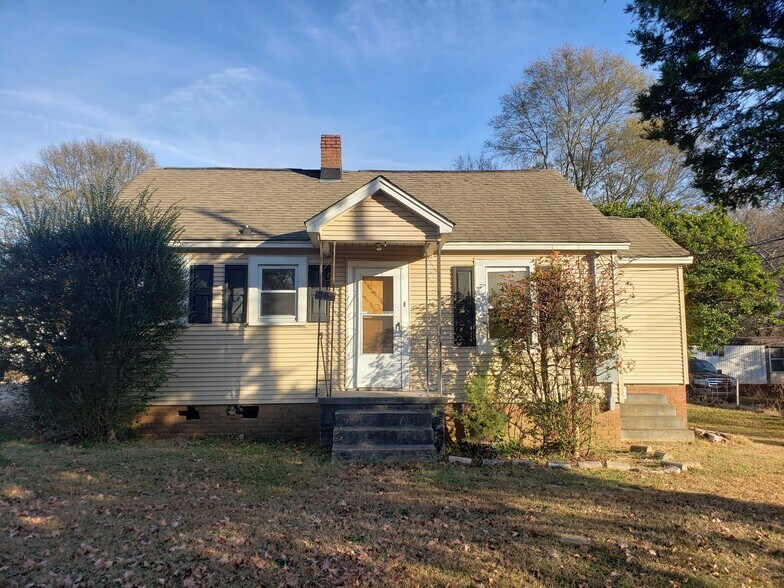 Primary Photo - 415 S Texas Ave