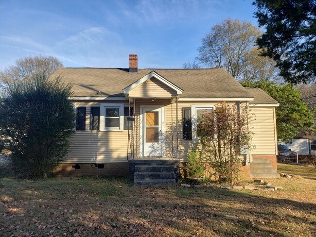 Building Photo - 415 S Texas Ave