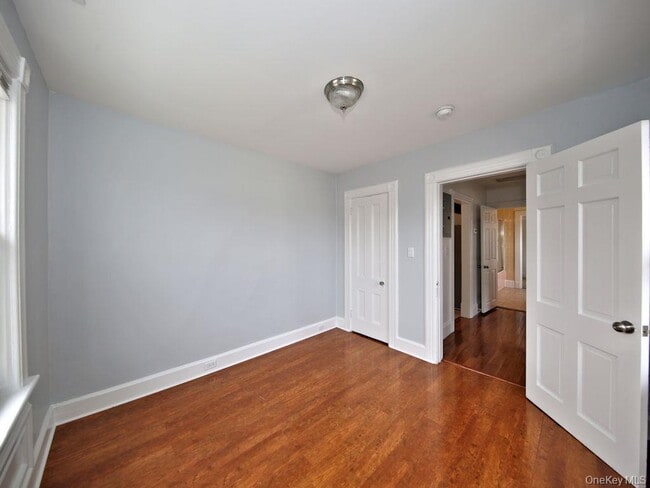 Building Photo - 84 Nelson Ave