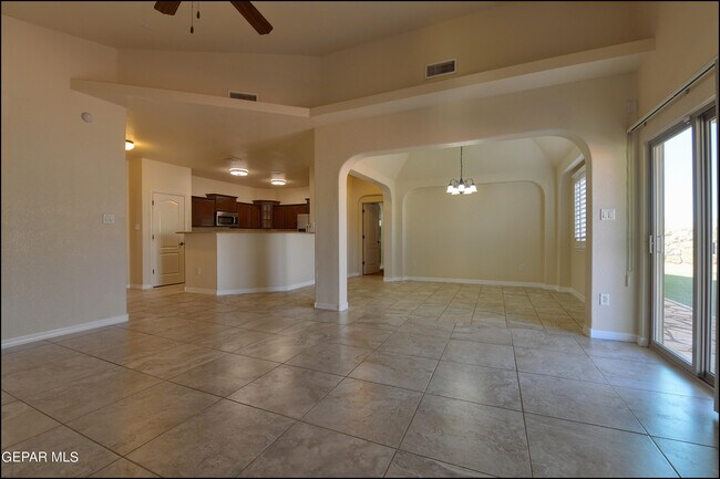 Building Photo - 14319 Owl Point Ave