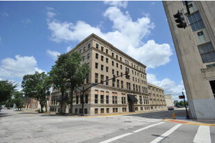 Building Photo - Central Lofts