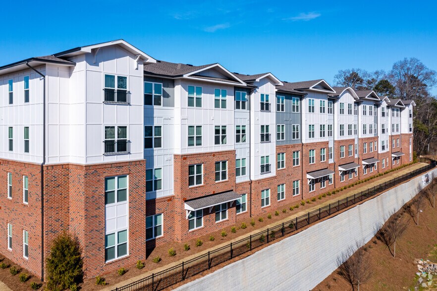 HearthSide Smyrna 62+ 4225 EastWest Connector Smyrna GA 30082