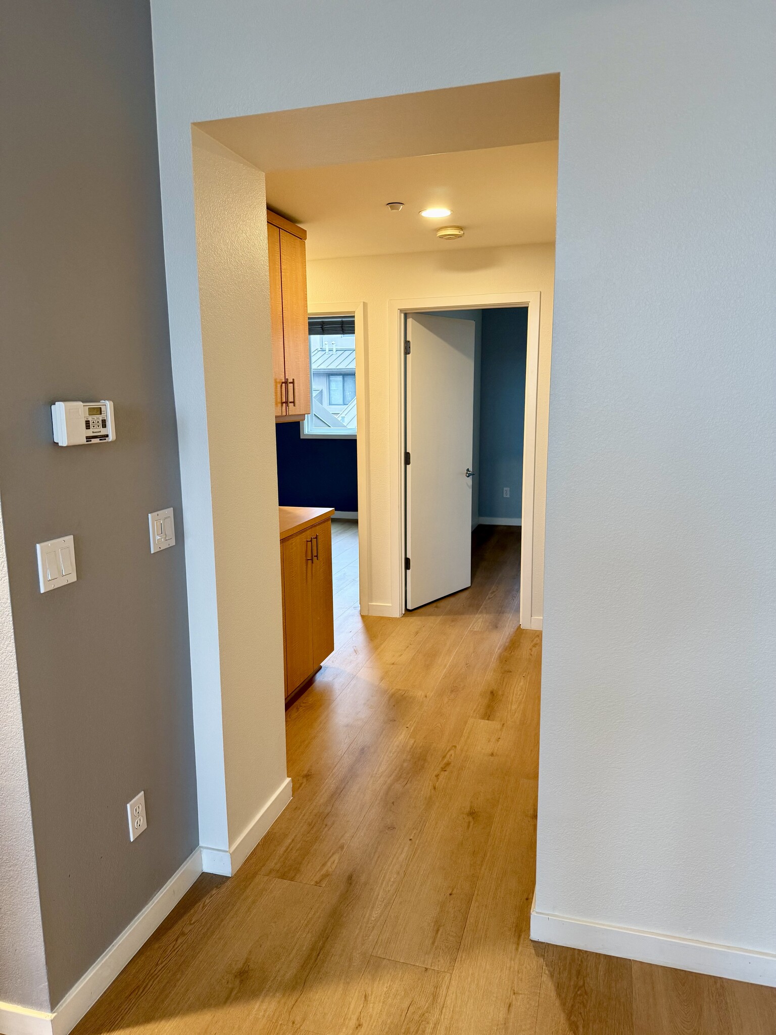 Building Photo - 2869 Regatta Dr