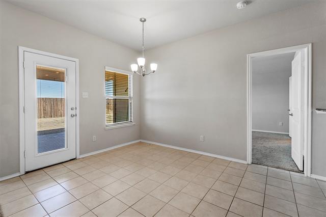 Building Photo - 3020 Oakcrest Dr