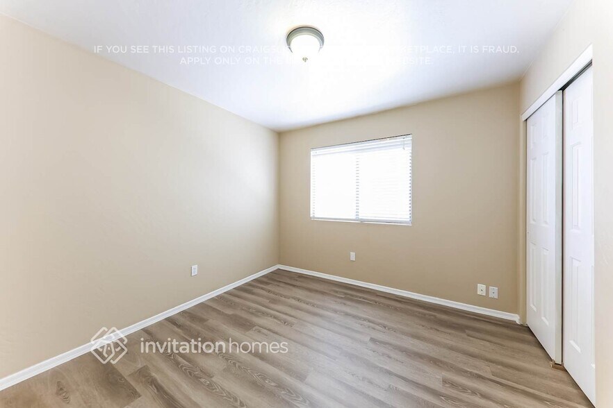 Building Photo - 20850 N 7th Pl