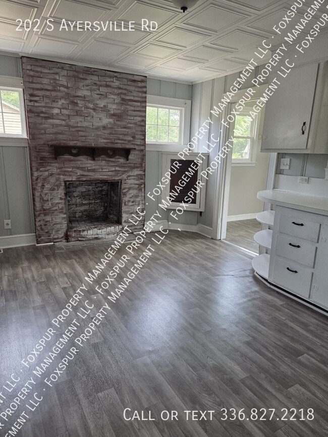 Building Photo - 202 S Ayersville Rd