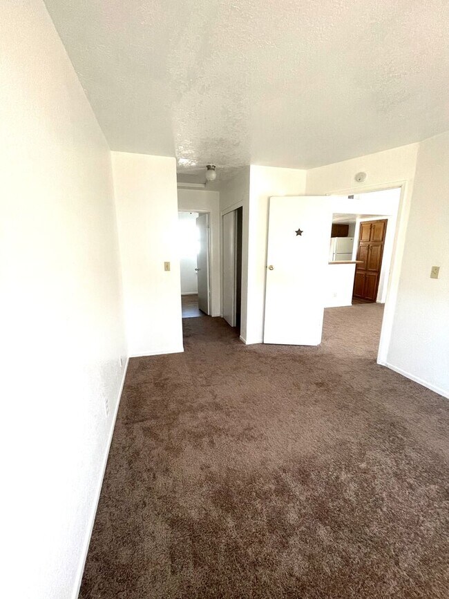 Building Photo - 74077 Cactus Dr