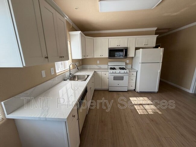 Building Photo - 4200 35th St