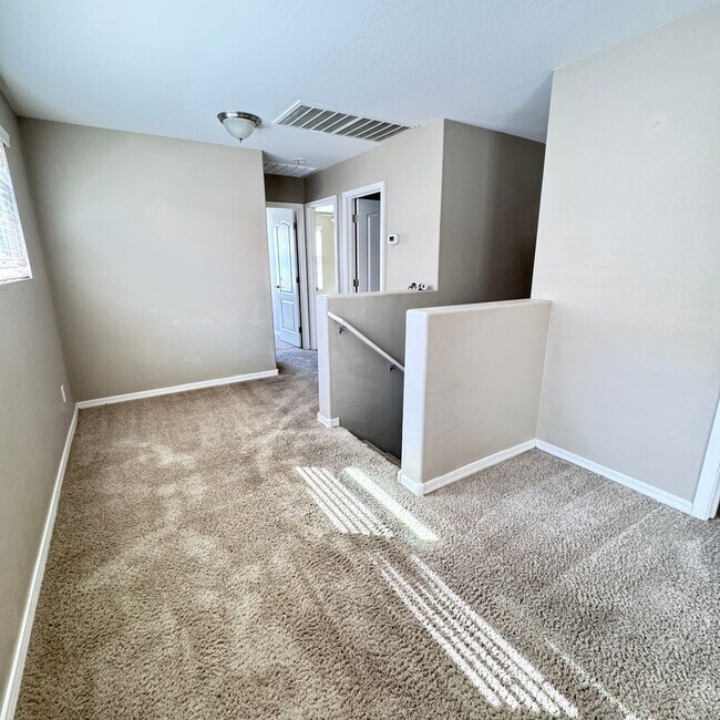 Building Photo - 3 bedroom rental in Cooley Station