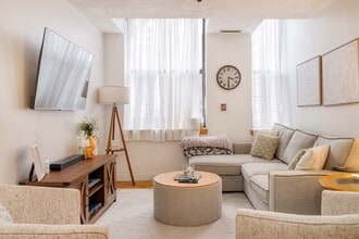 Building Photo - 188 North St