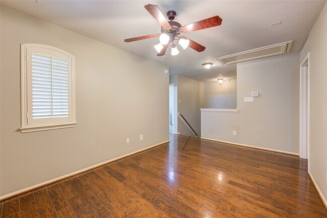 Building Photo - 14559 Gleaming Rose Dr