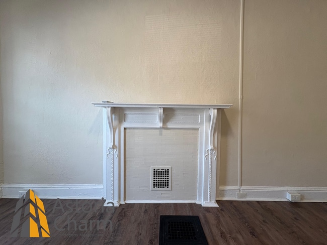 Building Photo - Move-In Ready 4-Bedroom Home with Updated ...