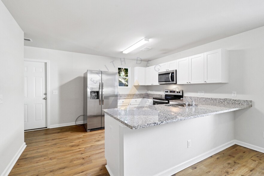 Building Photo - 142 Palmetto Breeze Cir