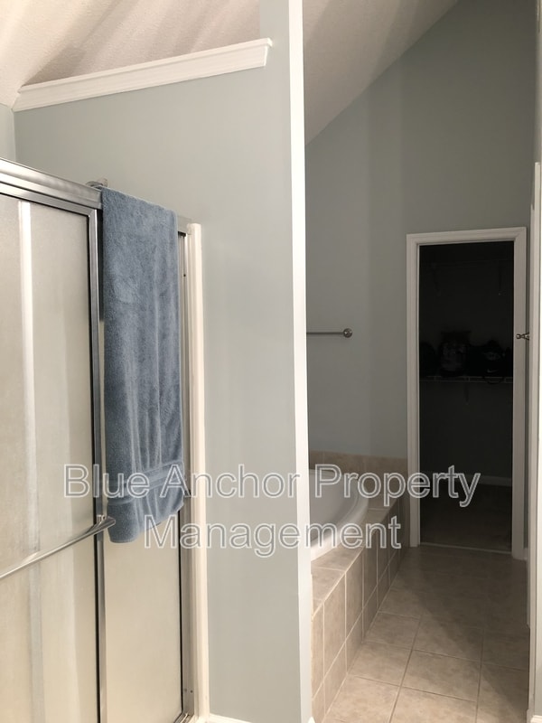 Building Photo - 1343 Chadwick Shores Dr