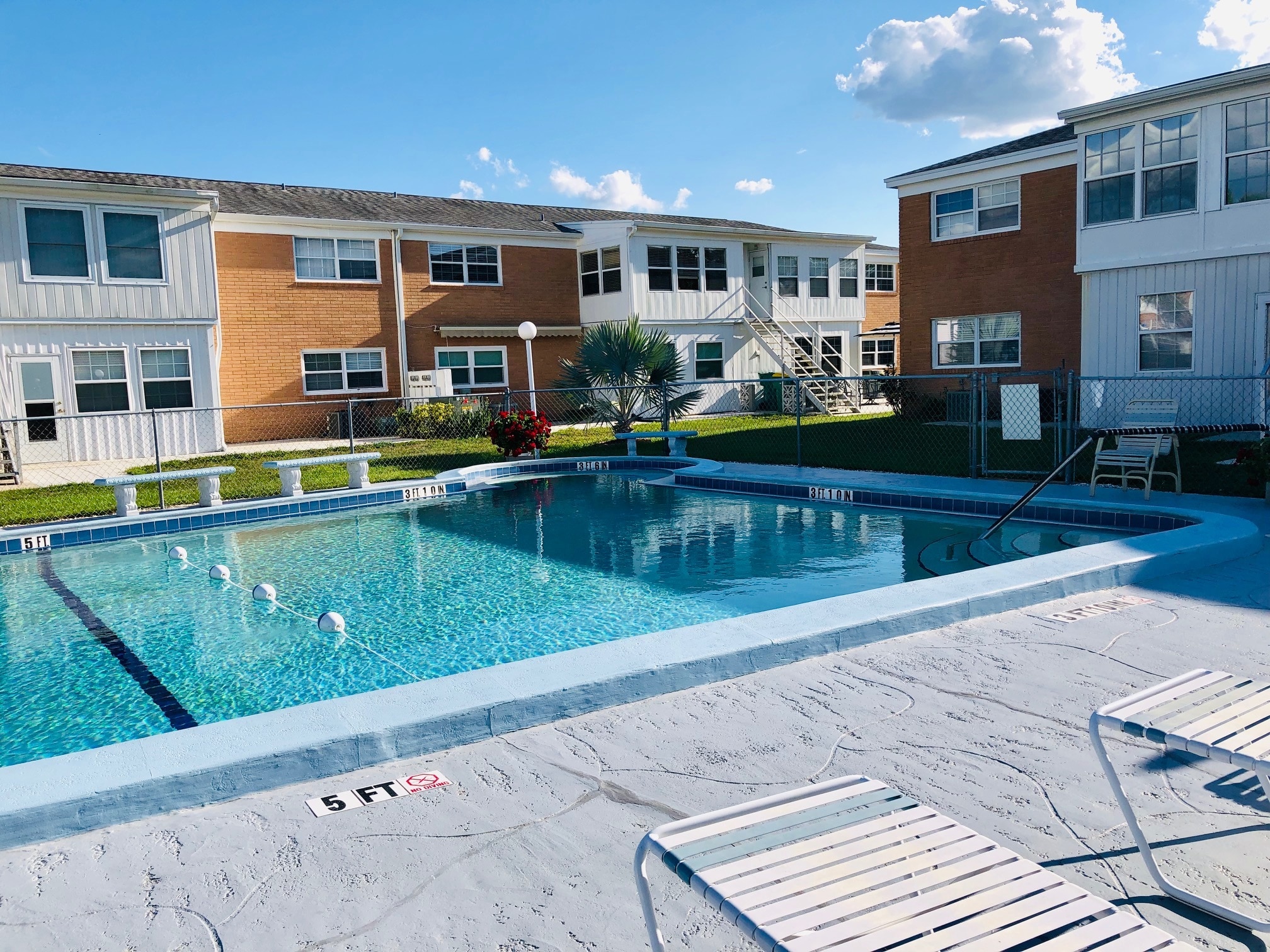 Pool - 4158 Tamiami Trl