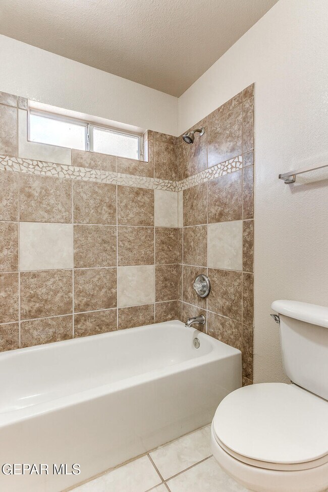 Building Photo - 3132 Tierra Bowles Dr