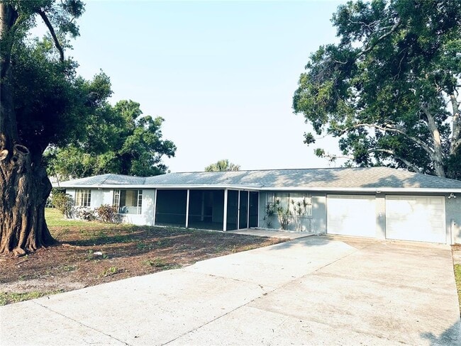 Building Photo - 4634 McIntosh Rd