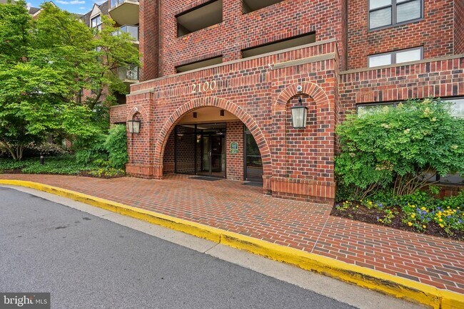 Building Photo - 2100 Langston Blvd.