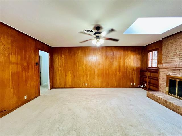 Building Photo - 8715 Labron Ave