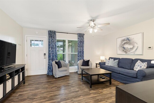 Building Photo - 2200 Lanier Dr