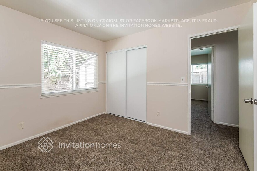 Building Photo - 1752 Willowbrook Ln