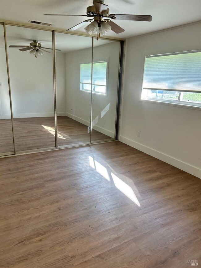 Building Photo - 1989 CA-1