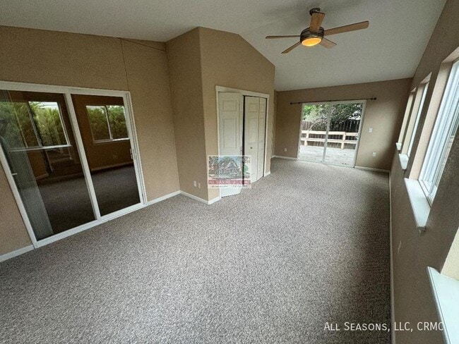 Building Photo - 4928 Desert Varnish Dr