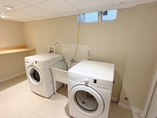 Building Photo - 22835 Buckingham St