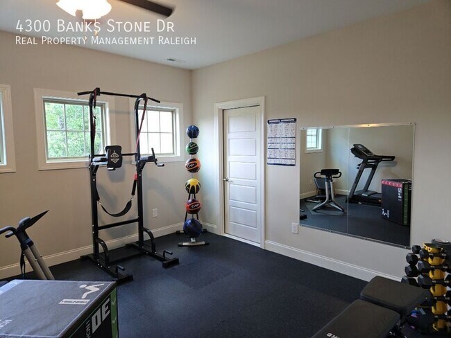 Building Photo - 4300 Banks Stone Dr