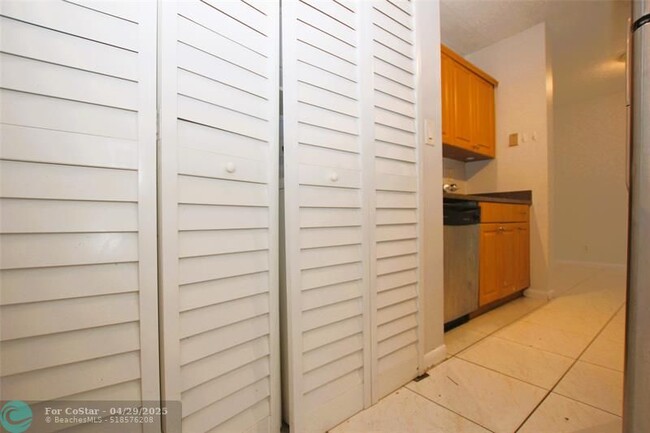 Building Photo - 11581 NW 42nd St