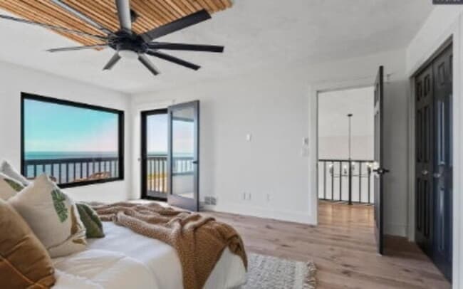 Building Photo - 1604 South Oceanshore Boulevard