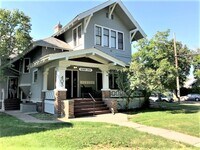 Building Photo - Large Studio in Unbeatable University Loca...