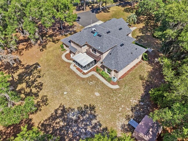 Building Photo - 6197 Lake Winona Rd