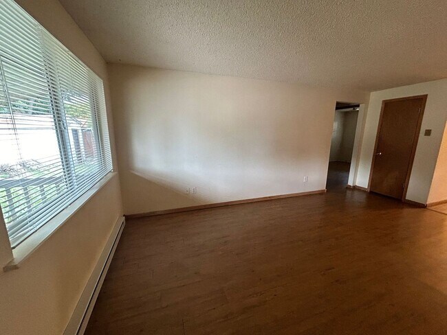 Building Photo - Great Duplex in Loveland