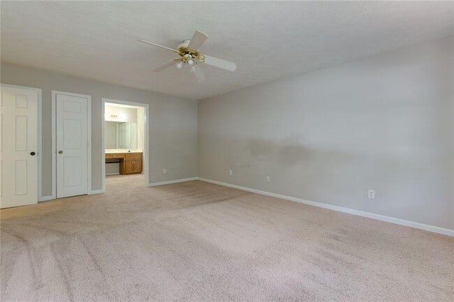 Building Photo - 1200 Mitsy Forest Dr NE