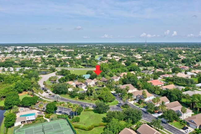 Building Photo - 2951 SW Pond Way