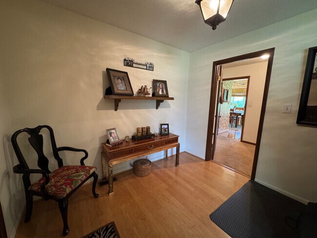 Building Photo - Furnished 3-Bedroom, 2-Bath Home in Peacef...