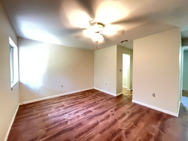 Master Bedroom - 892 SW 9th Street Cir
