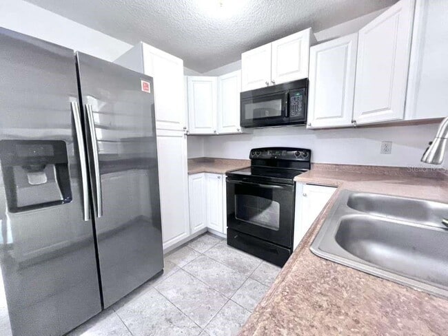 Building Photo - 3409 Vorden St